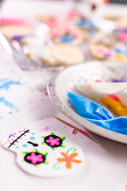 Kraliyet buzlanma farklı renkle çanta boru.