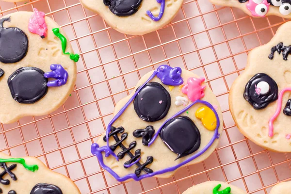 Decorating Sugar Cookies Royal Icing Dia Los Muertos Holiday — Stock Photo, Image
