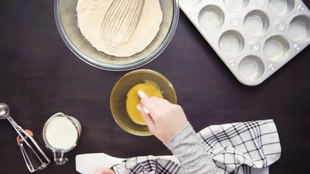 Lépésről Lépésre Felülnézet Cornbread Muffin Sütés — Stock videók