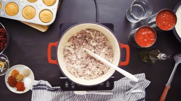 Step Step Top View Cooking Turkey Chili Enameled Cast Iron — Stock Video