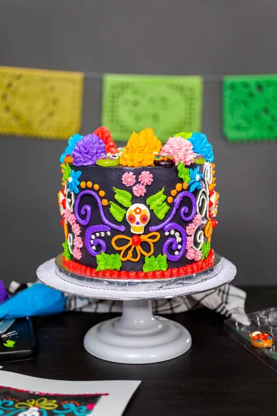 Tort Gourmet Dia Los Muertos Decorat Înghețare Cremă Unt Colorată — Fotografie, imagine de stoc