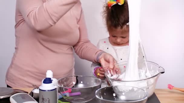 Step Step Mother Daughter Making Colorful Fluffy Slime — Stock Video