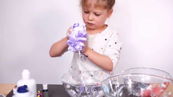 Step Step Mother Daughter Making Colorful Fluffy Slime — Stock Video