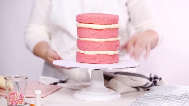 Крок Кроком Високий Торт День Народження Білим Масляним Кремом — стокове відео