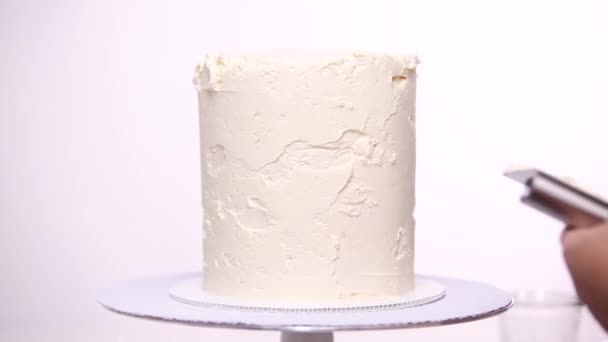 Step Step Icing Tall Birthday Cake White Buttercream Icing — Stock Video