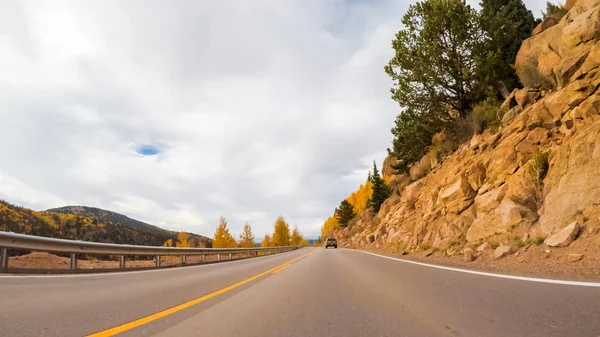 Rijden Berg Snelweg Naar Colorado Springs Herfst — Stockfoto