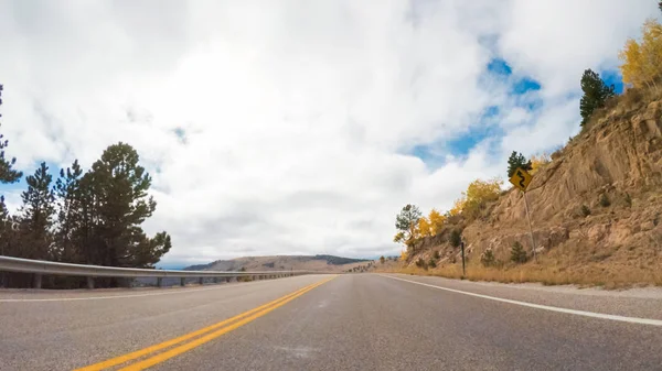 Dirigir Estrada Montanha Para Colorado Springs Outono — Fotografia de Stock