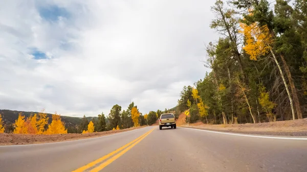 Dirigir Estrada Montanha Para Colorado Springs Outono — Fotografia de Stock