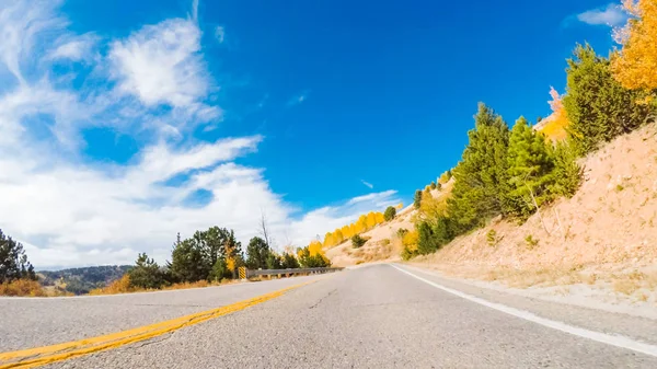 Dirigir Estrada Montanha Para Colorado Springs Outono — Fotografia de Stock