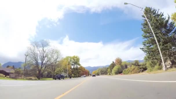 Колорадо Спрінгс Колорадо Сша Жовтень 2018 Проїжджаючи Престижному Житловому Районі — стокове відео