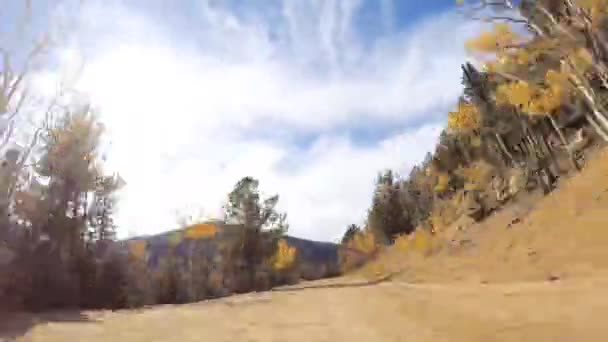 Dirigir Pequenas Estradas Terra Montanha Colorado Springs Para Cripple Creek — Vídeo de Stock