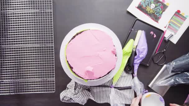 Adım Adım Düz Yatıyordu Bir Çikolatalı Kek Ile Parlak Renkli — Stok video