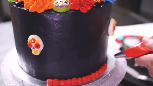 Step Step Baker Decorating Multilayer Chocolate Cake Colorful Italian Buttercream — Stock Video