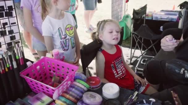 Parker Colorado États Unis Juin 2018 Kiosque Peinture Faciale Carnaval — Video