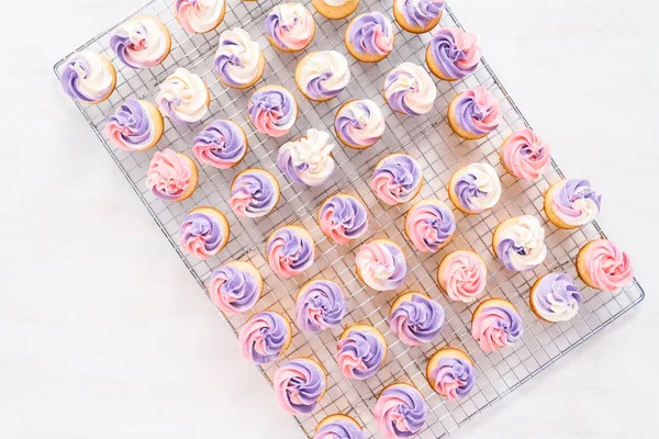 Baking Small Cupcakes Unicorn Theme — Stock Photo, Image