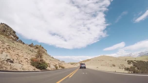 Dirigir Trail Ridge Road Fim Semana Abertura Temporada Rocky Mountain — Vídeo de Stock