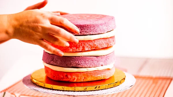 Baker Assembling Pink Purple Cake Layer Make Unicorn Cake Little — Stock Photo, Image