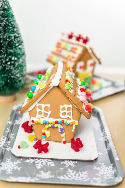 Noel dekorasyon küçük gösterişli evler çocuklar parti zanaat.