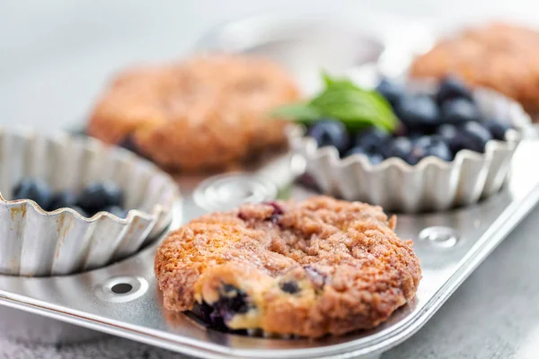 Organik Malzemelerle Hazırlanan Yapımı Blueberry Muffins — Stok fotoğraf