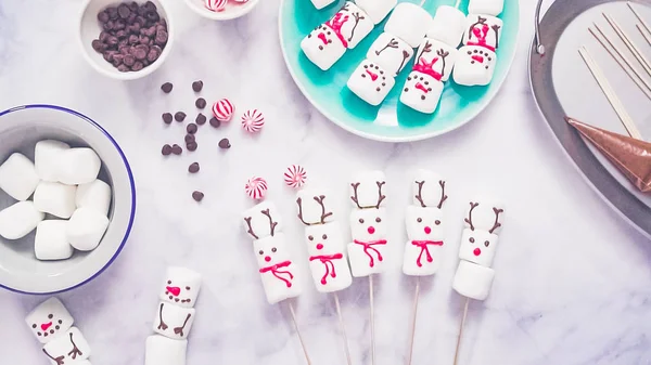 Step Step Flat Lay Making Marshmallow Snowman Reindeer Sticks Hot — Stock Photo, Image