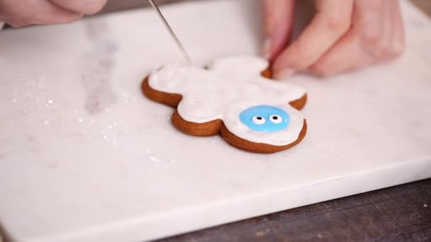 Βήμα Βήμα Επίπεδη Θέσει Διακόσμηση Μελόψωμο Cookies Βασιλική Τήξη — Αρχείο Βίντεο