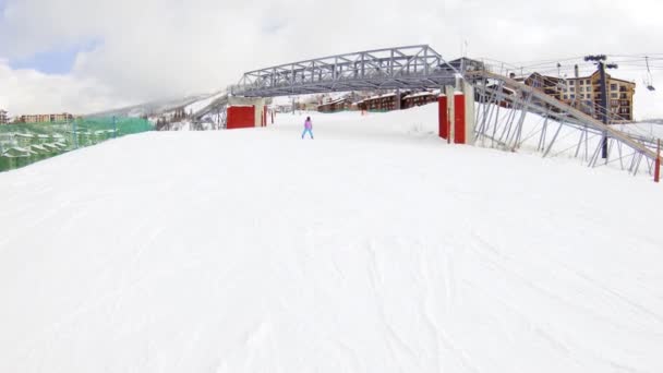 スティーム ボート スプリングス コロラド州 アメリカ合衆国 2018 アルペン スキー学習スキー丘 — ストック動画