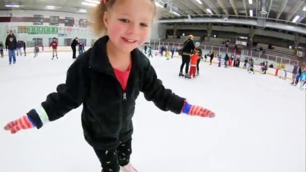 Denver Colorado Eua Dezembro 2018 Patinação Gelo Com Santa Pista — Vídeo de Stock