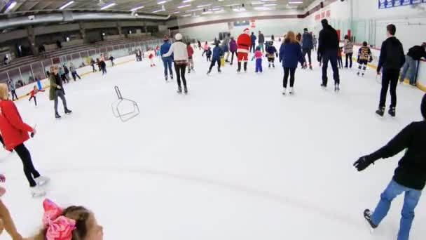 Denver Colorado Usa Dezember 2018 Eislaufen Mit Santa Auf Der — Stockvideo