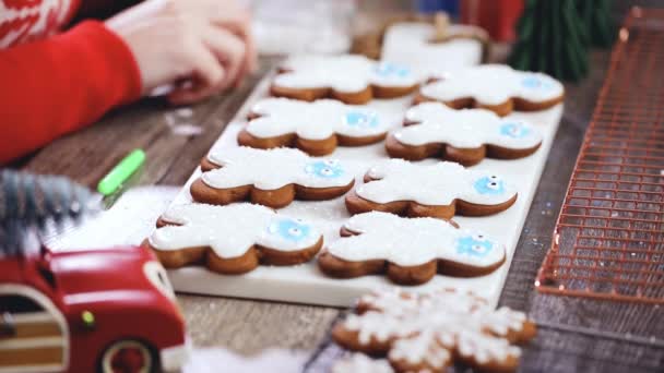 Paso Paso Decoración Galletas Jengibre Con Glaseado Real — Vídeos de Stock