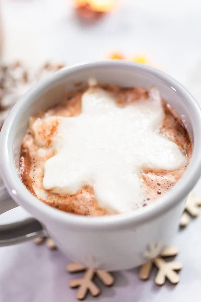 American Hot Chocolate Snow Flake Shaped Marshmallow Toppings — Stock Photo, Image