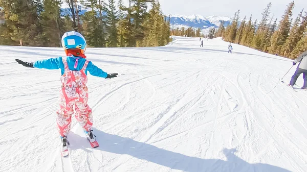 Keystoone Colorado Abd Ocak 2019 Küçük Kız Alp Dağları Tepeden — Stok fotoğraf