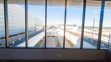 Houston, Texas, ABD-Ocak 11, 2019 - oof Houston Uluslararası Havalimanı terminal içinde.