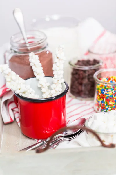 Barre Chocolat Chaud Avec Une Variété Garniture Sur Plateau — Photo