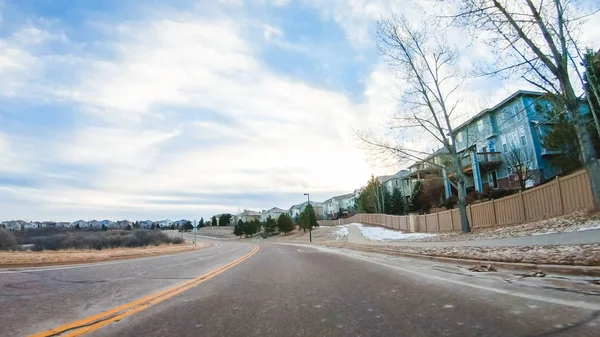 Driving Upscale Residential Neighborhood Suburbia — Stock Photo, Image