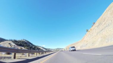 Denver, Colorado, ABD-1 Aralık 2018 Kış 'ta 70 numaralı karayolunda Batı' ya gidiyorum..