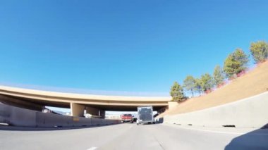 Denver, Colorado, ABD-1 Aralık 2018 Kış 'ta 470 numaralı karayolunda Batı' ya gidiyorum..