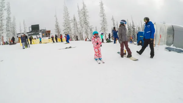 Denver Colorado Abd Aralık 2018 Alp Dağlarında Kayak Yapmayı Öğrenen — Stok fotoğraf