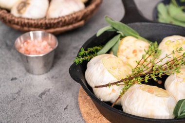 kavrulmuş sarımsak