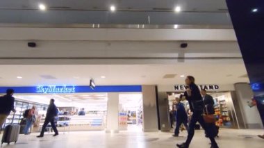 Houston, Texas, ABD-Ocak 11, 2019 - Houston International Airport terminal içinde.