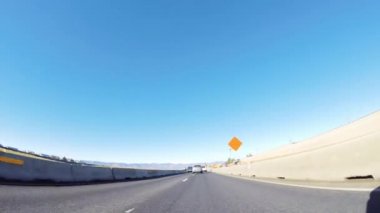 Denver, Colorado, ABD-1 Aralık 2018 Kış 'ta 470 numaralı karayolunda Batı' ya gidiyorum..