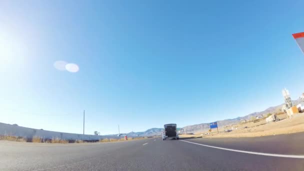 2018年12月1日 コロラド州デンバー 冬季高速道路470号線を西へ走行 — ストック動画