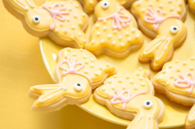 Paskalya kurabiyeleri