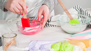 Paskalya kurabiyesi yapmak