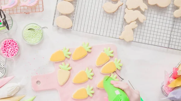 Making Easter cookies — Stock Photo, Image