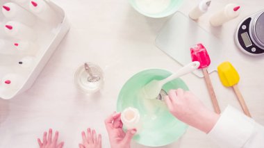 Royal Icing karıştırma