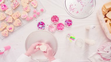 Şekerli Kurabiye Pişirme