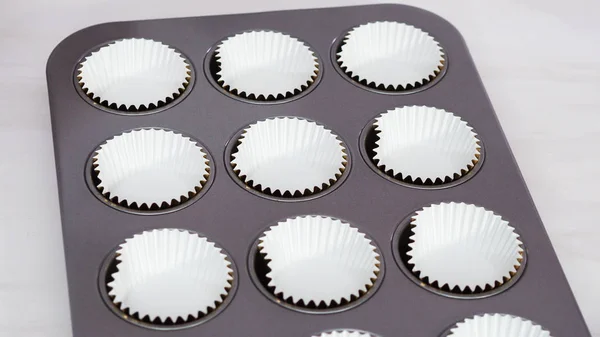 Cottura cupcake alla vaniglia — Foto Stock