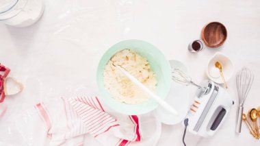 Şekerli Kurabiye Pişirme