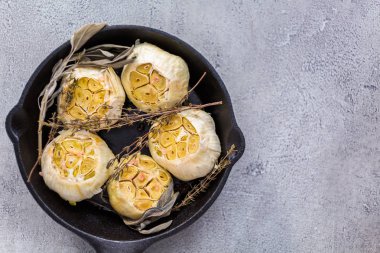 kavrulmuş sarımsak