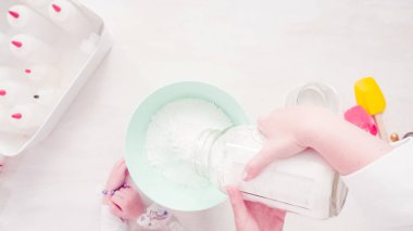 Royal Icing karıştırma